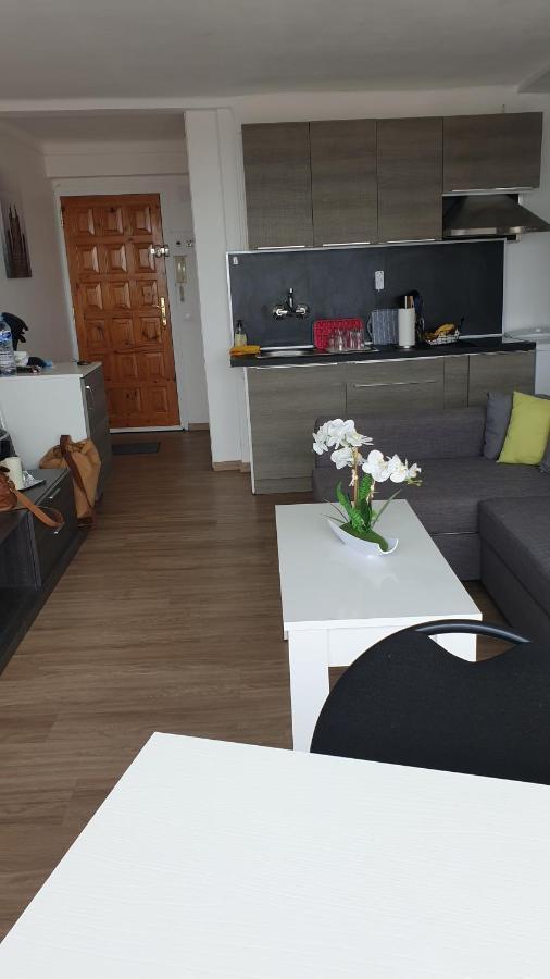 Les Pieds Dans L' Eau Apartamento Empuriabrava Exterior foto