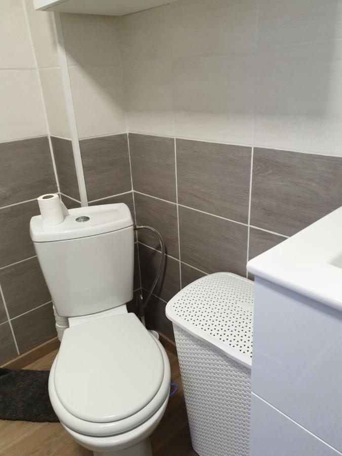 Les Pieds Dans L' Eau Apartamento Empuriabrava Exterior foto